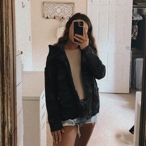 Women’s Camo Jacket